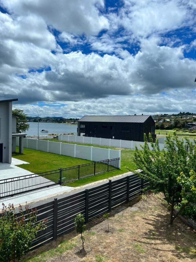 Lakeside Cozy Studio Taupo Ngoại thất bức ảnh